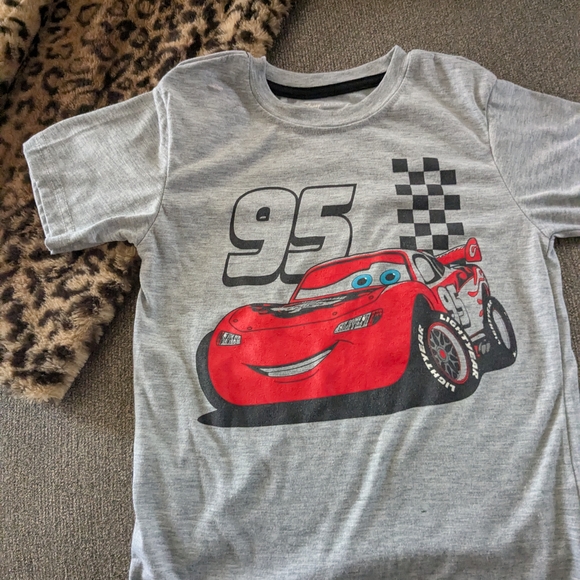 Gray Cars T-Shirt for Kids Size 5/6 And Batman T-shirt Is a 5T - Picture 1 of 4